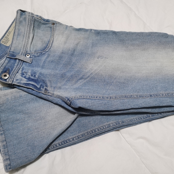 Diesel Jeans - Picture 2 of 9